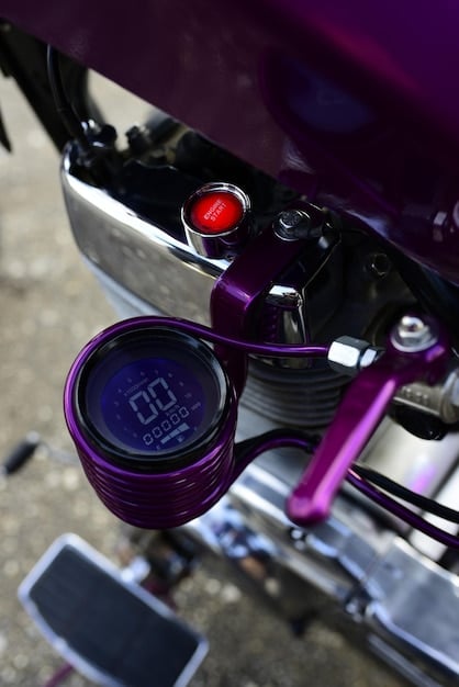A close-up shot of the 2025 Yamaha R1's instrument panel during a track session, displaying key metrics such as speed, RPM, and lap time. The display is clear and easy to read, providing essential information to the rider.