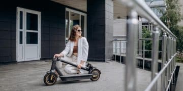 2025 Zero SR/F Electric Motorcycle Review: Range, Charging & Performance - Cover Image
